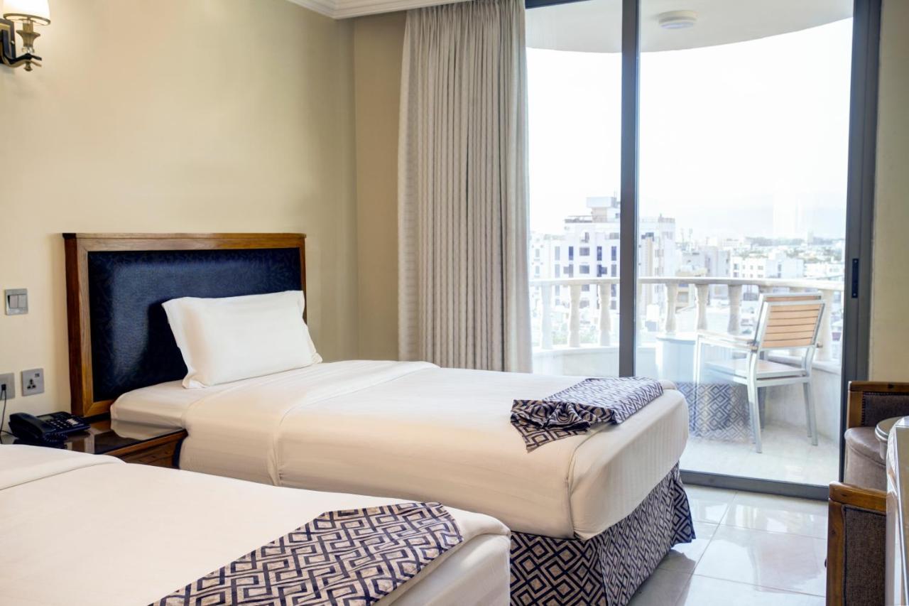 Dweik Hotel Luxury 3 Акаба Экстерьер фото